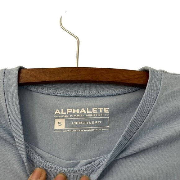 Alphalete Womens Blue Logo Front Cropped Long Sleeve Top Lifestyle Fit Size S - Picture 2 of 4